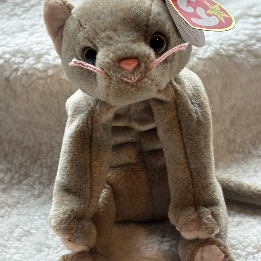 Ty Beanie Baby “Scat” Gray with‎ Pink Accents
